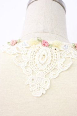 画像3: axes femme / 後ろ巻き薔薇レースカットソー  アイボリー T-25-12-22-002-AX-TO-SA-ZT