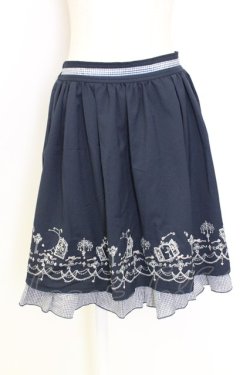 画像1: axes femme POETIQUE / メルヘン刺繍スカート  ネイビーＸ白 T-25-12-25-028-AX-SK-SA-ZT