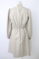 画像2: axes femme POETIQUE / リブカットレイヤード風ワンピース M ベージュ T-25-12-26-009-AX-TO-SA-ZH (2)