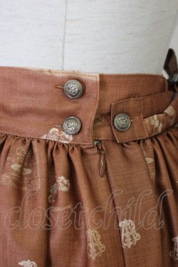 画像4: ALICE and the PIRATES / Fleeting moments〜月下の不思議な珈琲店〜柄スカート  キャラメル T-25-12-26-019-PA-SK-SA-ZT