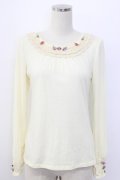 axes femme / 袖プチバラ使いトップス  アイボリー T-25-12-27-001-AX-TO-SA-ZT