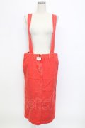 INGEBORG / サス付きデニムスカート  レッド T-25-12-31-020-LO-SK-SA-ZT