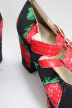 画像6: YOSUKE / いちご柄厚底パンプス M 黒Ｘ赤 T-26-01-04-029-PU-SH-SA-ZT