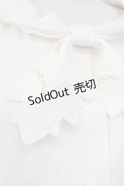 画像3: an another angelus / ローズ絵画タッチ刺繍衿ブラウス  オフホワイト×ブルー T-26-01-08-001-CA-BL-SA-ZT234