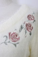 画像3: axes femme / ローズ刺繍フェザーニット  ホワイト T-26-01-09-005-AX-TO-SA-ZT567 (3)