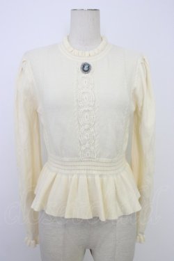 画像1: axes femme / カメオ付ペプラムニット  キナリ T-26-01-09-007-AX-TO-SA-ZT