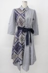 画像1: axes femme / 柄切替イレヘムシャツワンピース  ブルー系 T-26-01-13-009-AX-OP-IG-ZT531 (1)