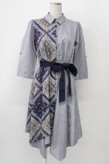 画像1: axes femme / 柄切替イレヘムシャツワンピース  ブルー系 T-26-01-13-009-AX-OP-IG-ZT531 (1)