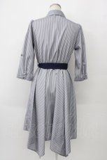 画像2: axes femme / 柄切替イレヘムシャツワンピース  ブルー系 T-26-01-13-009-AX-OP-IG-ZT531 (2)