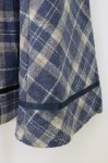 画像4: axes femme / 起毛チェック編上スカート  ブルー T-26-01-16-022-AX-SK-SA-ZT565 (4)