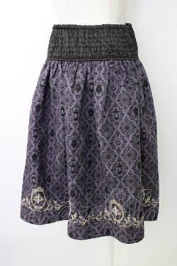 画像2: axes femme / Disneyダークオーナメント柄スカート  パープル T-26-01-18-026-AX-SK-SA-ZT