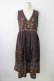 画像1: axes femme / 刺繍入りワンピース  ブラウン T-26-01-18-012-AX-OP-SA-ZT (1)
