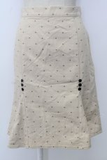 画像1: an another angelus / 釦使い裾マーメイドスカート  アイボリー T-26-01-26-030-CA-SK-SA-ZT561 (1)