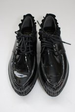 画像2: merry jenny / フリルエナメルシューズ  ブラック T-26-01-28-022-LO-SH-SA-ZTK014 (2)