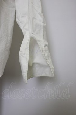 画像4: INGEBORG / カメリアリボン刺繍ポケットシャツ  ホワイト T-26-01-29-001-LO-BL-SA-ZT