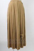 INGEBORG / ニット裾リボンプリーツスカート  ベージュ T-26-01-29-016-LO-SK-SA-ZT