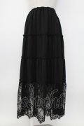 axes femme / 裾レースティアードスカート  黒 T-26-02-04-027-AX-SK-SA-ZT