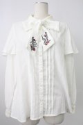 axes femme / メロディ刺繍ケープ袖ブラウス M ホワイト T-26-02-07-001-AX-BL-SA-ZT