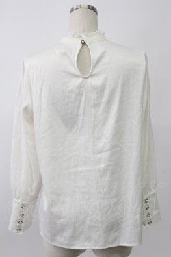 画像2: axes femme NOSTALGIE / ヨークレース切替ブラウス  キナリ T-26-02-08-007-AX-BL-SA-ZT