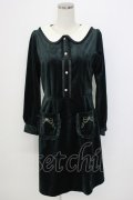 axes femme POETIQUE / ポケット刺繍ベロアワンピース  グリーン T-26-02-17-019-AX-OP-SA-ZT