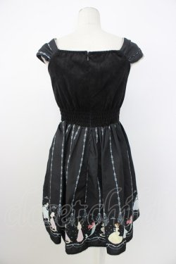 画像2: Secret Honey / オーナメントクリスマスワンピース(ディズニープリンセスVer.)  黒 T-26-02-20-025-CA-OP-SA-ZT