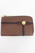 m petit by misako / NINA'Sコラボ フラグメントケース  ブラウン T-26-02-21-008-LO-ZA-OW-ZT