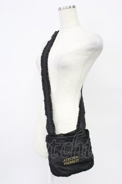 画像1: ATELIER PIERROT / ロゴ刺繍ポシェット  黒 T-26-02-24-058-EL-BG-SA-ZT