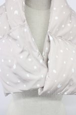 画像3: LOLITAその他(お買取対象外) / 軽量ポケッタブルダウンマフラー  ベージュ T-26-02-28-059-LO-ZA-SA-ZT636 (3)