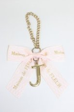 画像1: Maison de FLEUR / イニシャルリボンチャーム   T-26-02-28-008-LO-BG-SA-ZT636-F002 (1)