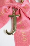 画像4: Maison de FLEUR / イニシャルリボンチャーム   T-26-02-28-017-LO-BG-SA-ZT636-F002 (4)