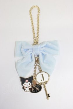 画像1: Maison de FLEUR / クロミリボンバッグチャーム   T-26-02-28-018-LO-AC-SA-ZT