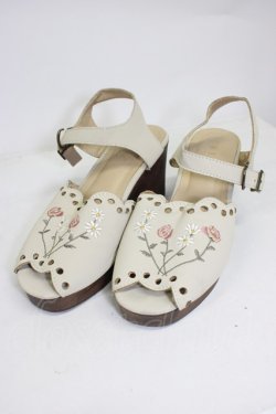 画像1: F i.n.t / フラワー刺繍ウッドライクソールサンダル M アイボリー T-26-03-01-009-CA-SH-SA-ZT