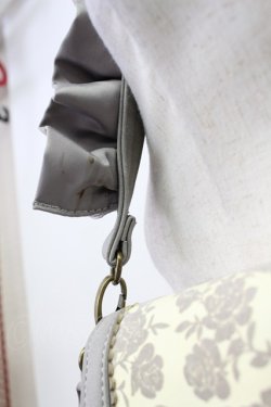 画像7: axes femme / フラワーシルエットフリルショルダーバッグ  グレー T-26-03-02-016-AX-BG-SA-ZT