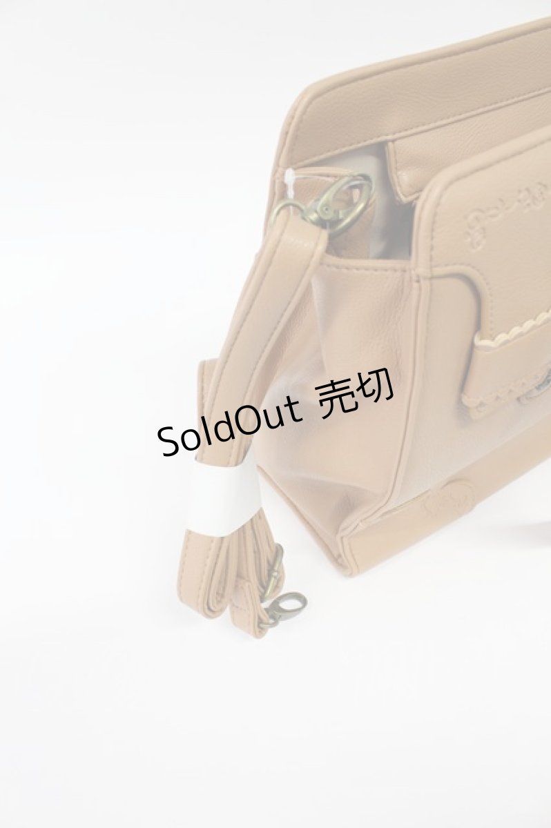 画像9: axes femme / スカラップリボン薔薇型押し2WAYトートバッグ  ベージュ T-26-03-02-005-AX-BG-SA-ZTK046 (9)
