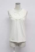 axes femme / パール襟ノースリーブトップス  白 T-26-03-07-001-AX-TO-SA-ZT