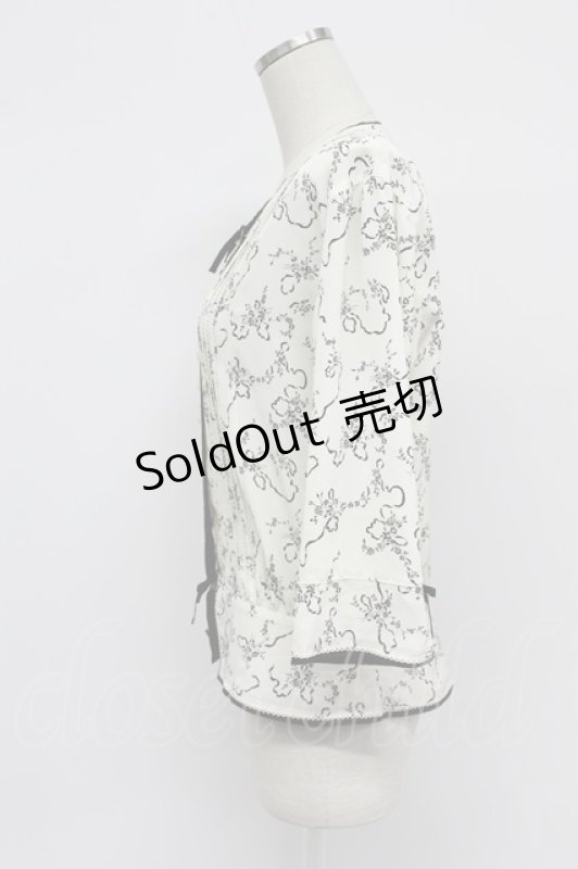 画像4: INGEBORG / ブーケ柄タック使いブラウス S シロ T-26-03-07-020-LO-BL-OW-ZT638 (4)