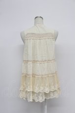 画像2: axes femme / 裾レースジレ  ベージュ T-26-03-07-025-AX-TO-SA-ZT638 (2)