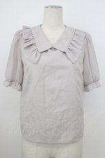画像1: evelyn / パール襟半袖ブラウス  グレー T-26-03-08-021-LO-BL-SA-ZT640 (1)