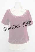 axes femme / フラワーレース重ね着デザイントップス  アイボリーＸボルドー T-26-03-11-013-AX-TO-SA-ZT
