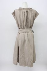 画像2: axes femme / ラップ風シャツワンピース M ベージュ T-26-03-13-022-AX-OP-SZ-ZT645 (2)