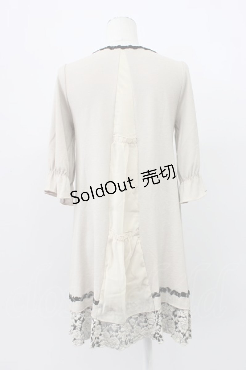 画像2: axes femme / フロント編み上げ半袖ワンピース  ベージュX黒 T-26-03-13-023-AX-OP-SA-ZT (2)