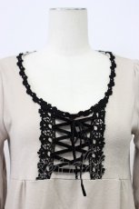 画像4: axes femme / フロント編み上げ半袖ワンピース  ベージュX黒 T-26-03-13-023-AX-OP-SA-ZT (4)