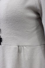 画像5: axes femme / フロント編み上げ半袖ワンピース  ベージュX黒 T-26-03-13-023-AX-OP-SA-ZT (5)