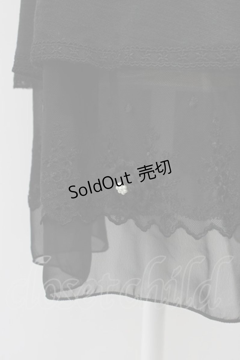 画像4: axes femme / 裾お花モチーフ半袖ワンピース  黒 T-26-03-13-030-AX-OP-SA-ZT645 (4)