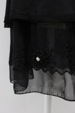 画像4: axes femme / 裾お花モチーフ半袖ワンピース  黒 T-26-03-13-030-AX-OP-SA-ZT645 (4)