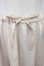 画像4: axes femme kawaii / ミディフリルペチスカート M 生成り T-26-03-13-033-AX-SK-SA-ZH (4)