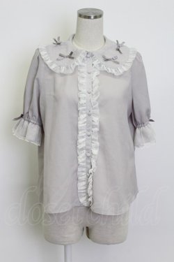 画像1: axes femme kawaii / プチリボン半袖ブラウス  グレー T-26-03-13-003-AX-BL-SA-ZT