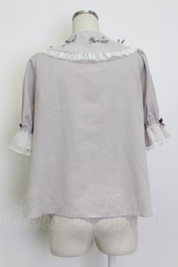 画像2: axes femme kawaii / プチリボン半袖ブラウス  グレー T-26-03-13-003-AX-BL-SA-ZT
