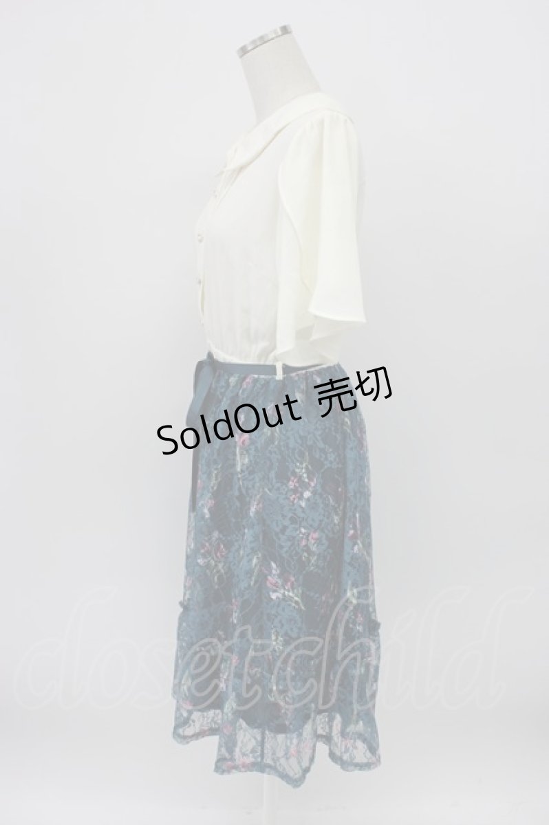 画像3: axes femme / フラワーレース切り替えワンピース  アイボリーＸグリーン T-26-03-14-013-AX-OP-SA-ZT646 (3)