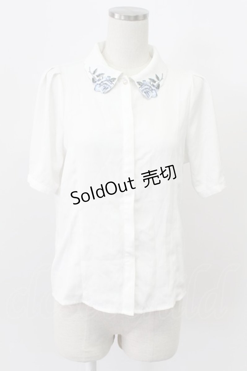 画像1: an another angelus / フォールリーフカットワークボウタイブラウス【洗える】  オフホワイト T-26-03-16-004-CA-BL-SA-ZT647 (1)